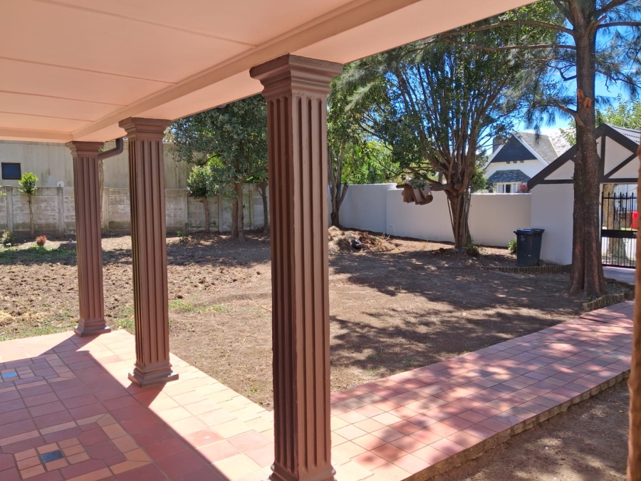 To Let 3 Bedroom Property for Rent in Selborne Eastern Cape